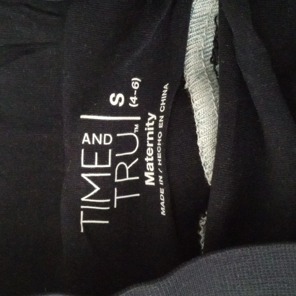 Stretch Maternity Shorts - Picture 3 of 8